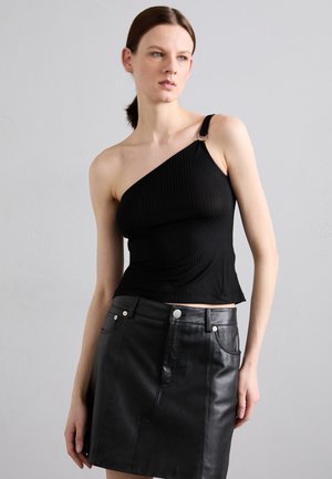 ONE SHOULDER - Topper - black