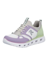 Szary, lawendowy, biały i jasnozielony sportowy sneaker z siateczkowymi panelami, sznurowadłami, amortyzowaną podeszwą oraz pętlami do ściągania na języku i pięcie.