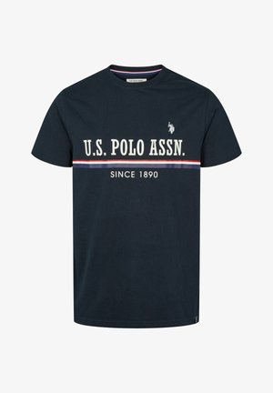 Mörkblå bomulls-T-shirt med rund hals, prydd med vit text "U.S. POLO ASSN." och röd/blå ränder. Inkluderar logotyp av en polospelare.