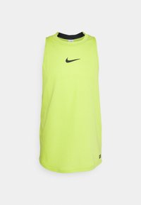 Top sin mangas de deporte Nike en amarillo neón con el logotipo de swoosh negro de Nike centrado en el pecho, sobre un fondo liso.