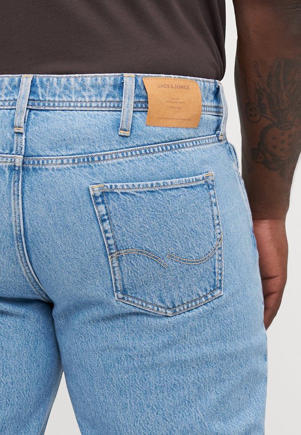 Eddie - Loose Jeans3