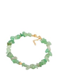 Grüner Edelsteinarmband mit unregelmäßig geformten Perlen, abwechselnd in Grüntönen und durchscheinenden Akzenten, abgeschlossen mit einem goldenen Metallverschluss.