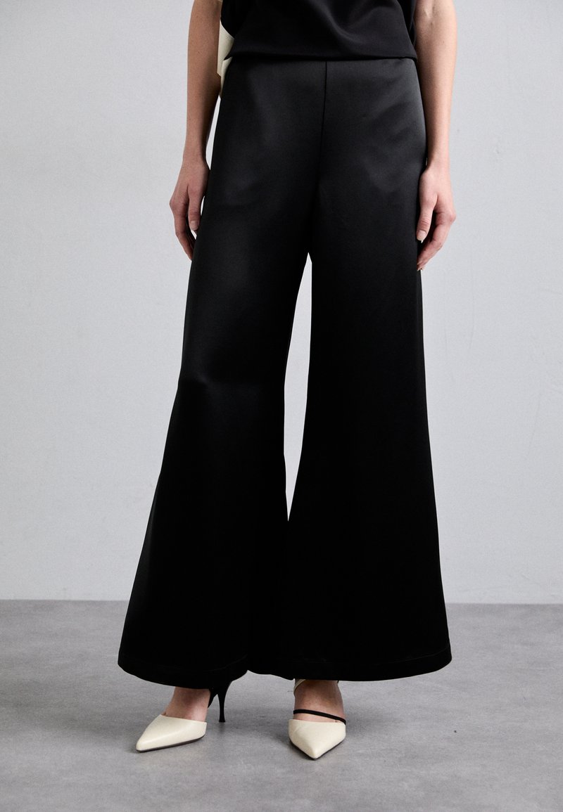 By Malene Birger LUCEE - Kelnės - black
