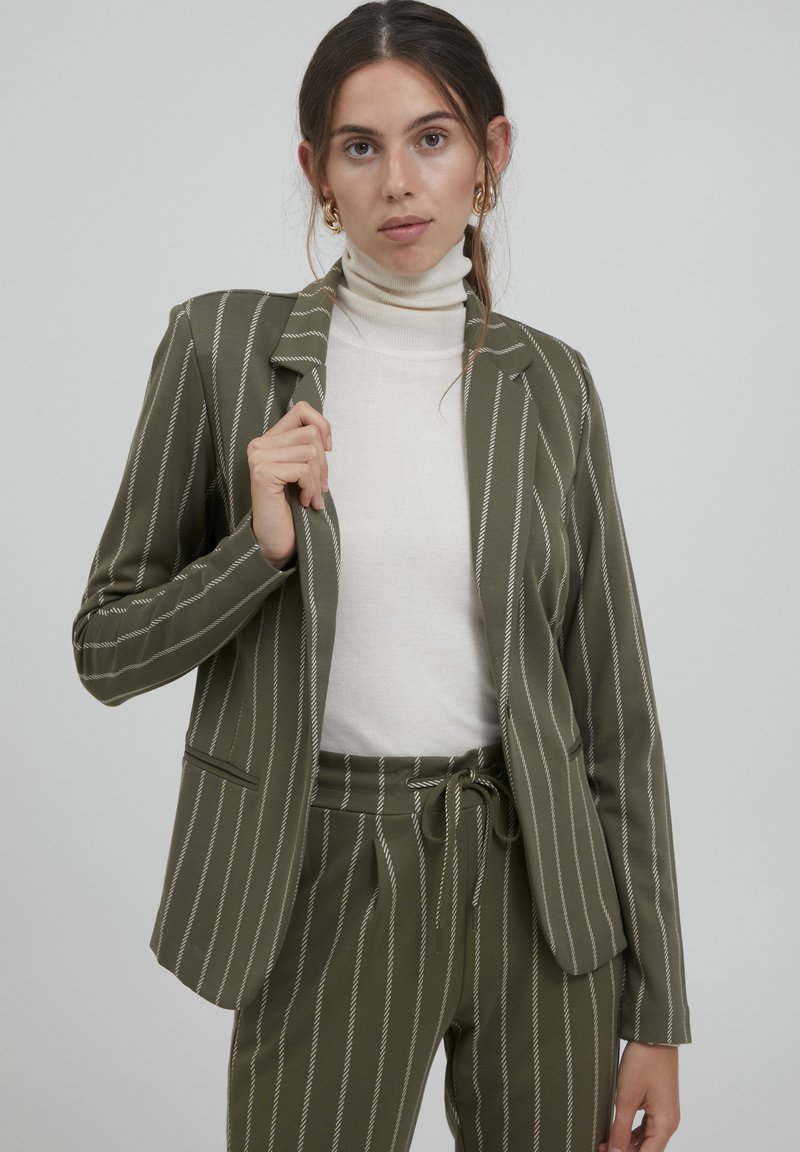 ICHI - IHRUTI B - Blazer - ivy green, Vergrößern