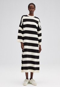 Touché Privé - STRIPED OVERSIZE - Obleka/pulover - beige Miniaturna slika 1