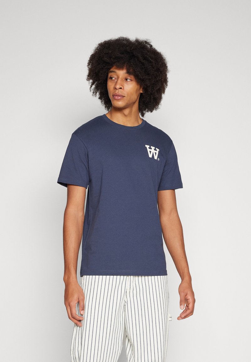 Double A by Wood Wood - ACE LOGO - T-shirt con stampa - eternal blue, Ingrandire