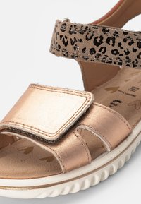 Superfit Sandálias - bronze/beige