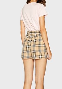 Stradivarius Shorts - beige