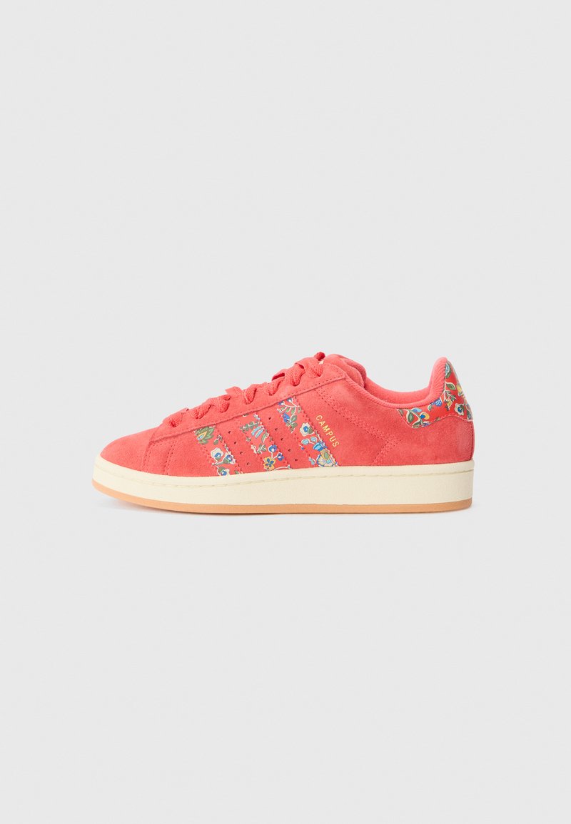 adidas Originals - CAMPUS 00S W - Sportcipő - semi lucid red/cream white/gold-coloured, Nagyítás