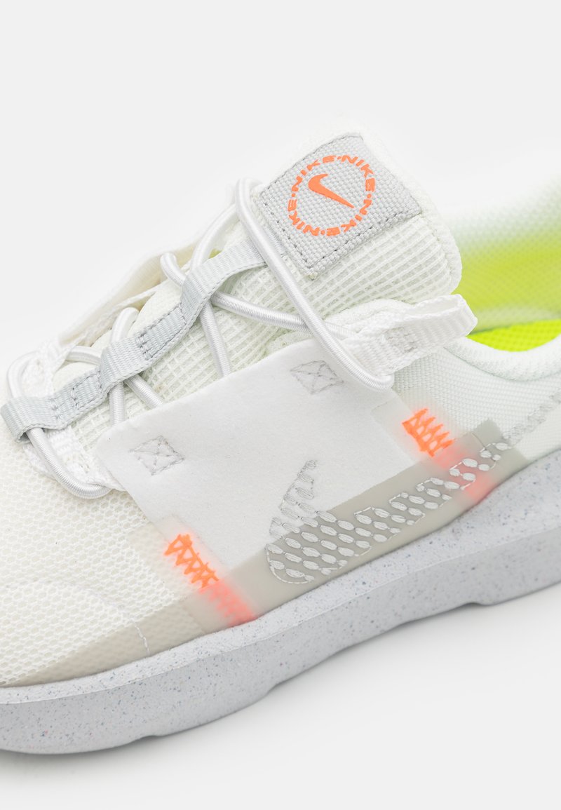 Kinder Sneaker low | Nike Sportswear CRATER IMPACT UNISEX Sneaker low summit white/grey fog/platinum tint/photon dust/white/hype Kinder Sneaker low | Nike Sportswear CRATER IMPACT UNISEX Sneaker low summit white/grey fog/platinum tint/photon dust/white/hype