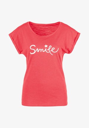 Koraalkleurig shirt met korte mouwen, gemaakt van zachte stof, met een witte "Smile" grafiek en een steraccent. Relaxte pasvorm en ronde halslijn.