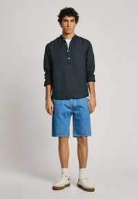 Thumbnail Image 2