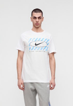 Nike Sportswear, TEE CLUB  - Potiskana majica - white