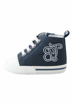 Marineblaue Canvas-Hochschnittschuhe mit weißer Gummispitze und -sohle, weißen Schnürsenkeln und bestickten Details an der Seite.