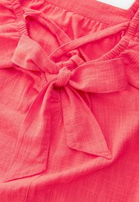Next PUFF SLEEVE TALL - Denní šaty - coral pink