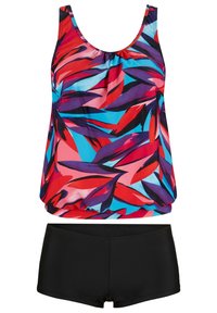 Ensemble tankini comprenant un haut multicolore éclatant avec des motifs de feuilles en rouge, bleu et violet, associé à des shorts noirs unis.