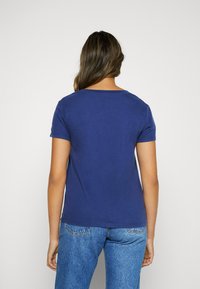 Levi's® THE PERFECT TEE V-NECK - Jednoduché tričko - naval academy