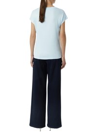 comma - T-shirt basic