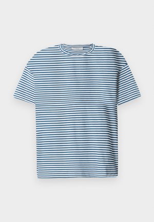 Striped t-shirt in light blue and white, featuring short sleeves and a round neckline. Made from smooth, breathable fabric.
