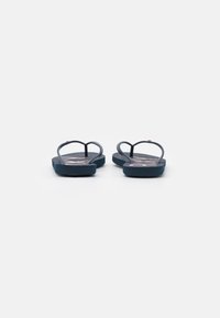 Roxy SANDY III - Sapatos para piscina - blue indigo