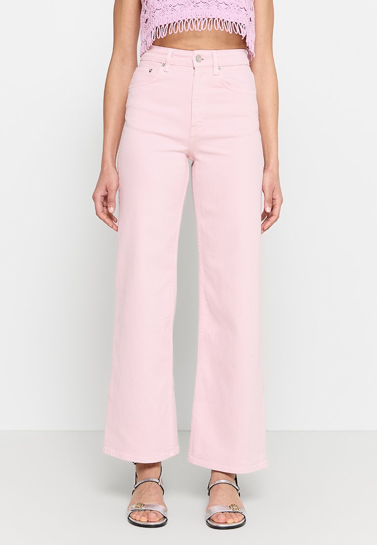 Blugi bootcut