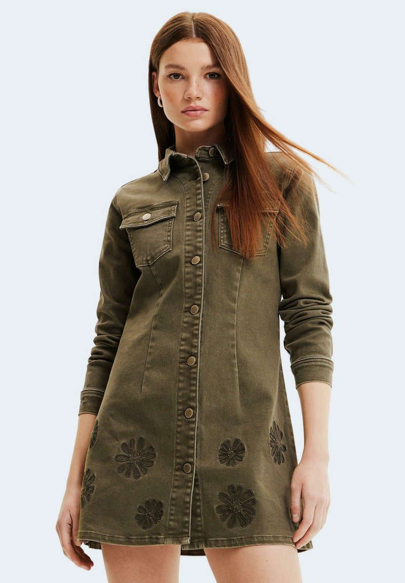 Desigual VEST DAISY Robe en jean olive green/olive ZALANDO.FR
