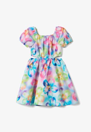 Vestido corto de manga abullonada para niñas con cintura elástica, que presenta un colorido estampado floral en acuarela sobre un fondo blanco.