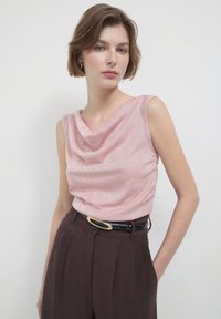 Calliope Top - rosa cipria