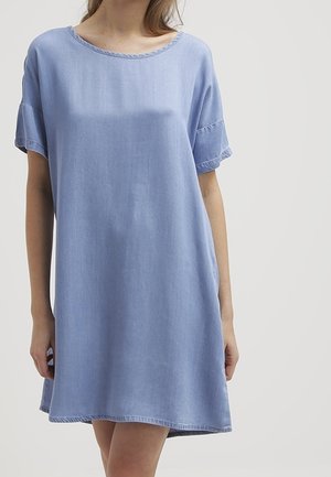 Robe en jean - light-blue denim