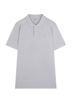 Polo gris claro hecho de algodón, con un collar clásico, mangas cortas y un logo sutil bordado en el pecho. Con tapeta de dos botones.