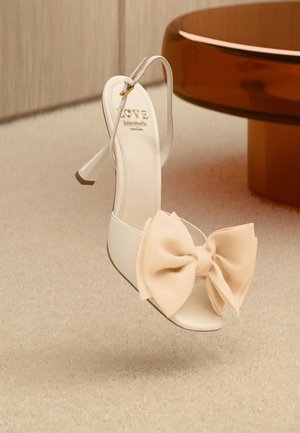 BEAU - Sandaler - cream