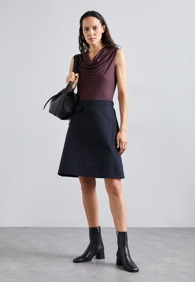 Tiger of Sweden JELA - Toppi - dark wood