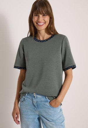 Cecil, T-SHIRT MIT RUNDHALS UND LEO-DETAILS - T-shirt imprimé - dried olive green