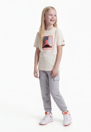 Jordan TEE UNISEX - Tričko s potlačou - pale ivory