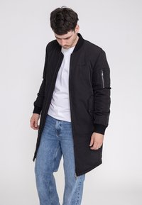 Bombers ORIGINAL 105-M - Halflange jas - black