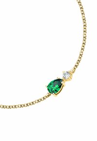 Collana in oro con pendente a forma di pera di un gemstone verde e una pietra rotonda trasparente, che presenta una finitura lucida e link delicati.