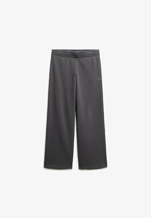 Gray wide-leg pants made of soft fabric, featuring an elastic waistband and side pockets. Minimalist design with no prominent patterns or accents.