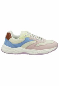 Bunt gefärbter Sport Schuh mit Netz- und Wildledermaterialien. Merkmale sind Pastellrosa, Blau und Gelb, weiße Schnürsenkel und eine strukturierte Sohle.