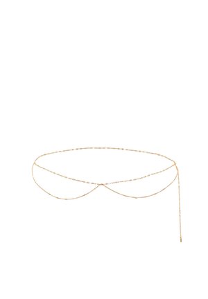 Goldenes Kettenarmband mit zarten Gliedern, das ein mehrschichtiges Design und eine lange Abfallkette zur Anpassung aufweist, vor einem weißen Hintergrund.