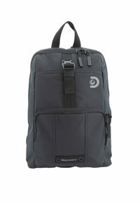 Mochila negra hecha de tela duradera, que cuenta con un bolsillo frontal con cremallera, varios compartimentos y un mango de bucle para un fácil transporte.