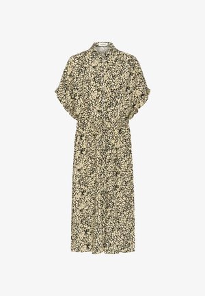 Must mustriga mustriga, millel on lilled, lühikesed varrukad, kraega kaelus ja sidumisdetail vööl.