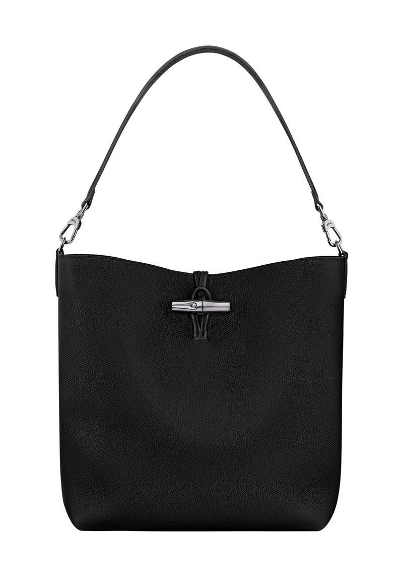 Schwarze Handtasche aus Leder mit glatter Textur, breiter Öffnung, subtiler Obernaht und silberfarbener Hardware-Akzent in der Mitte.