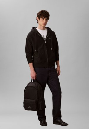 Calvin Klein BOLD LOGO UNISEX - Tagesrucksack - black