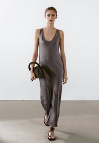 Massimo Dutti - MIDI  - Robe de jour - silver coloured Image miniature 1