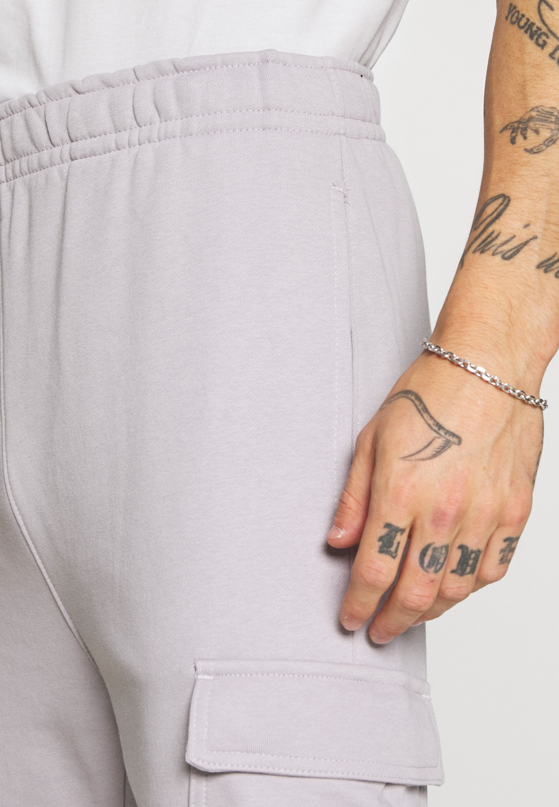 PANT CARGO Joggebukse silver lilac PANT CARGO Joggebukse silver lilac