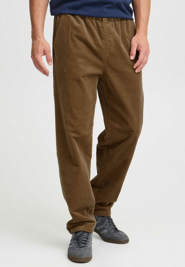 JCMDARIO RELAXEDFIT - Trousers - ermine