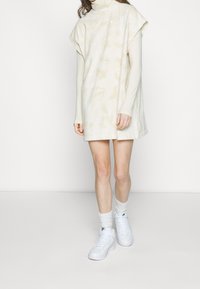 Nike Sportswear Žerzejové šaty - beige