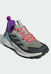 Adidas Terrex Trekingové boty - black