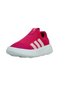 Zapatillas deportivas rosas con un upper de punto transpirable, tres rayas blancas y una suela de goma acolchada. Diseño sin cordones con una lengüeta en el talón.
