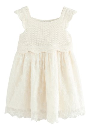 Weißes ärmelloses Baby-Kleid mit gehäkeltem Oberteil und floral besticktem Tüllrock.